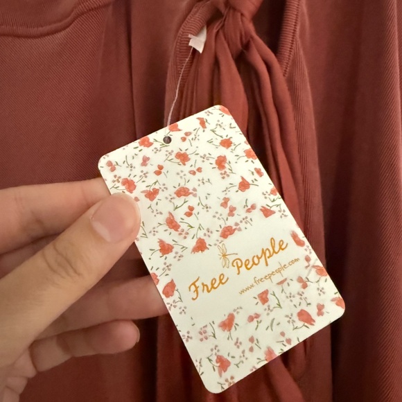 Free People Never Let You Go Tank (RUST TERRACOTTA COLOR) Size Medium NWT - Picture 8 of 9